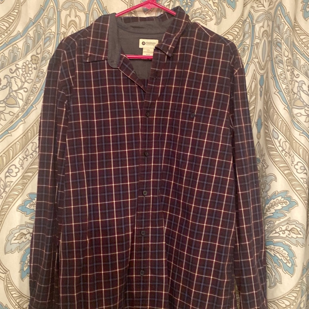 Men’s large button up shirt